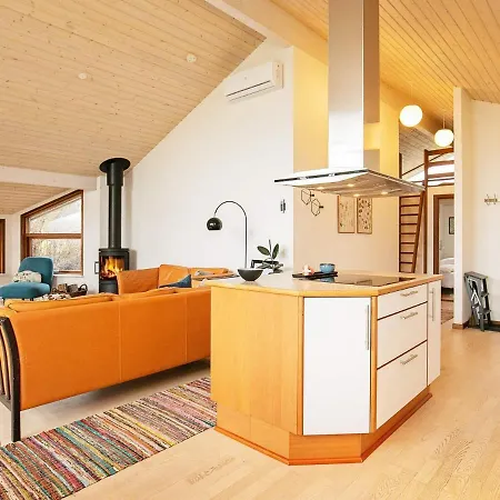 8 Person Holiday In L Kken