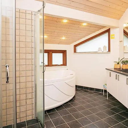 Vakantiehuis 8 Person Holiday In L Kken Lønstrup